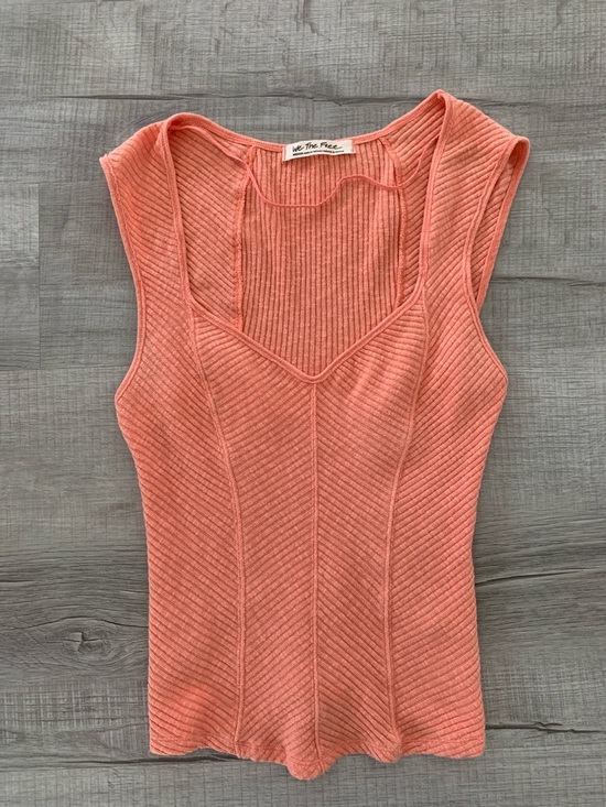 We The Free Coral/Peach Ribbed V-Neck Tank Top, size M. - Picture 7 of 12